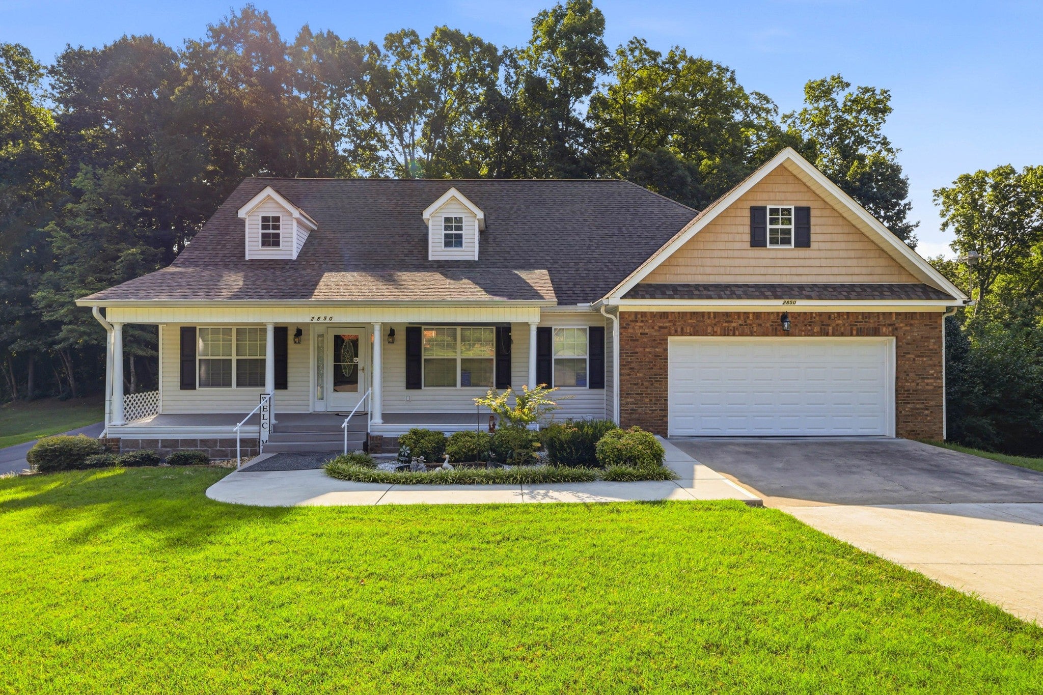 2850 Parkwood Trail NW