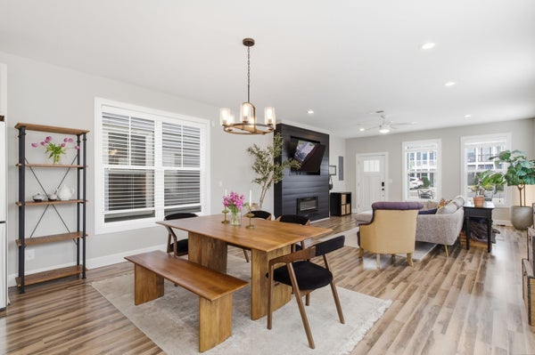 2140A BURNS ST, NASHVILLE, TN 37216 - Image 2b1de815c302cb8f53c6d2ca3a5bc2fa/1792924228