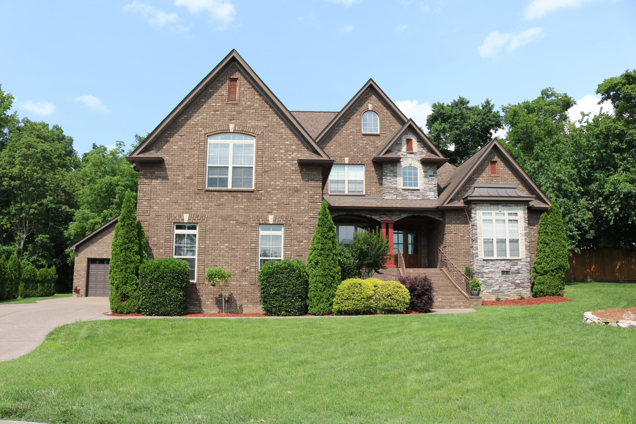 429 Acacia Grove Ln