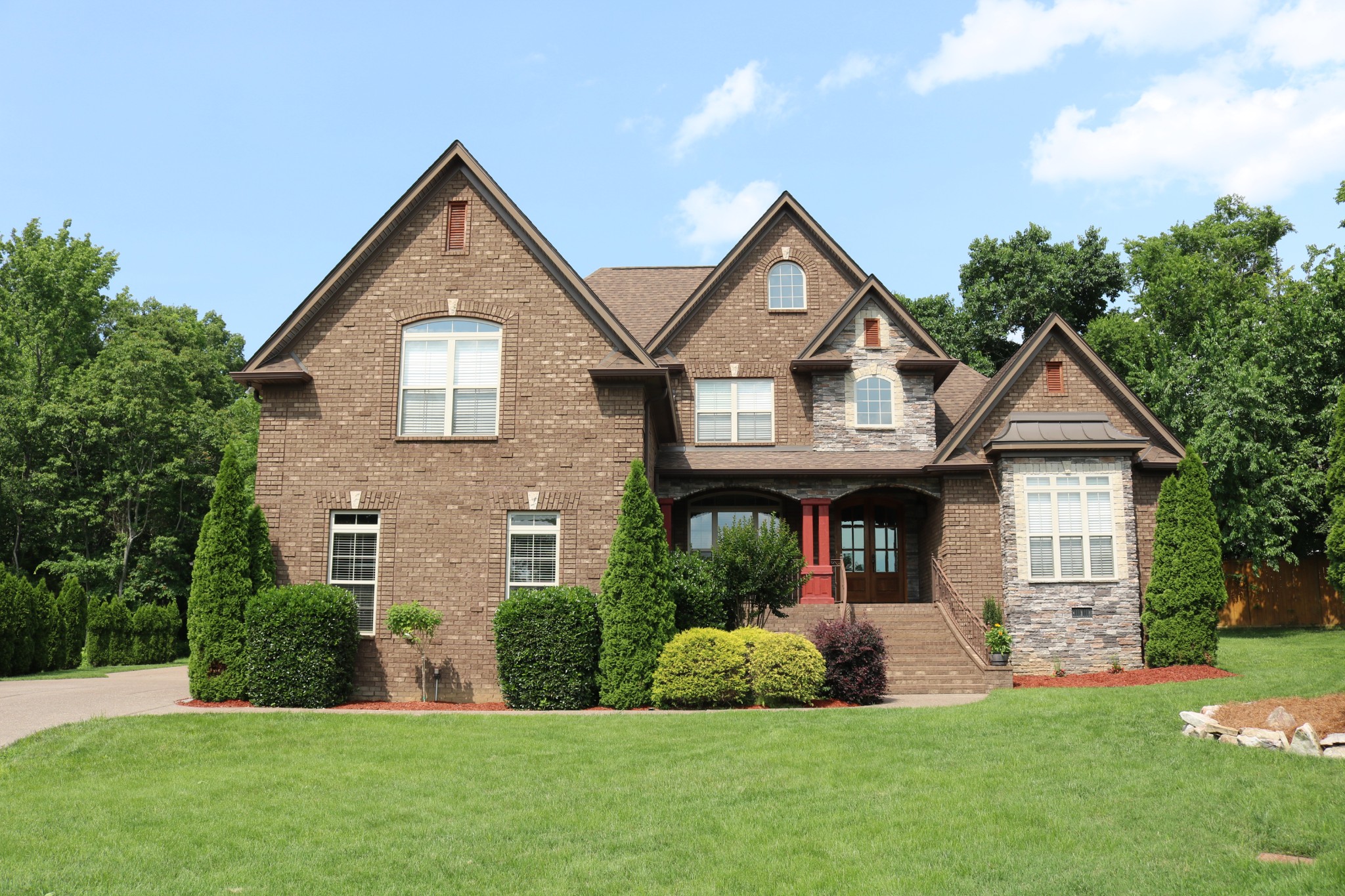 429 Acacia Grove Ln