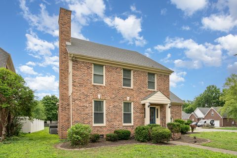 2802 Apache Moon Ter Murfreesboro TN 37127