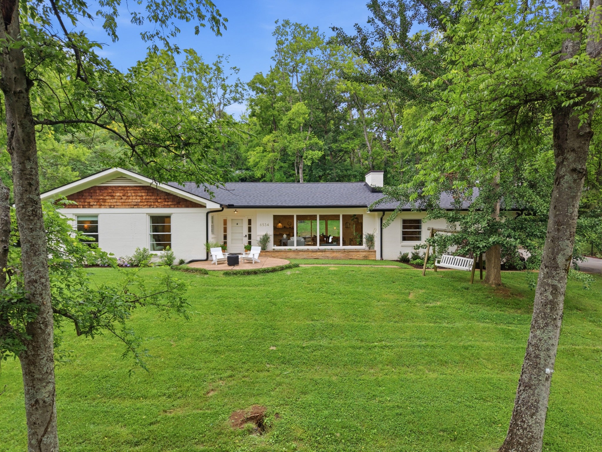 6534 Melinda Dr, Nashville TN 37205 4-bed home, photo 4 of 30