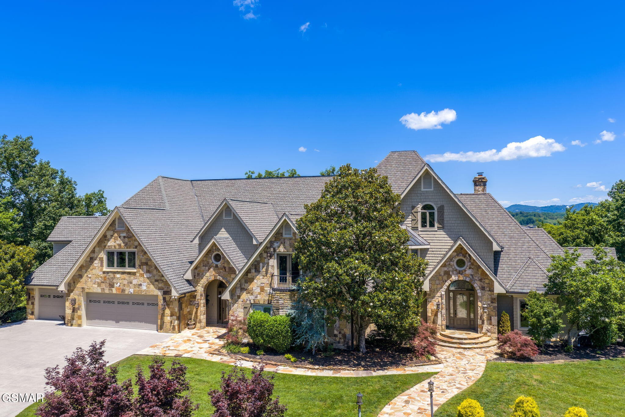 Photo 1 of 100 — 2205 Battle Hill Road, Pigeon Forge, TN 37863