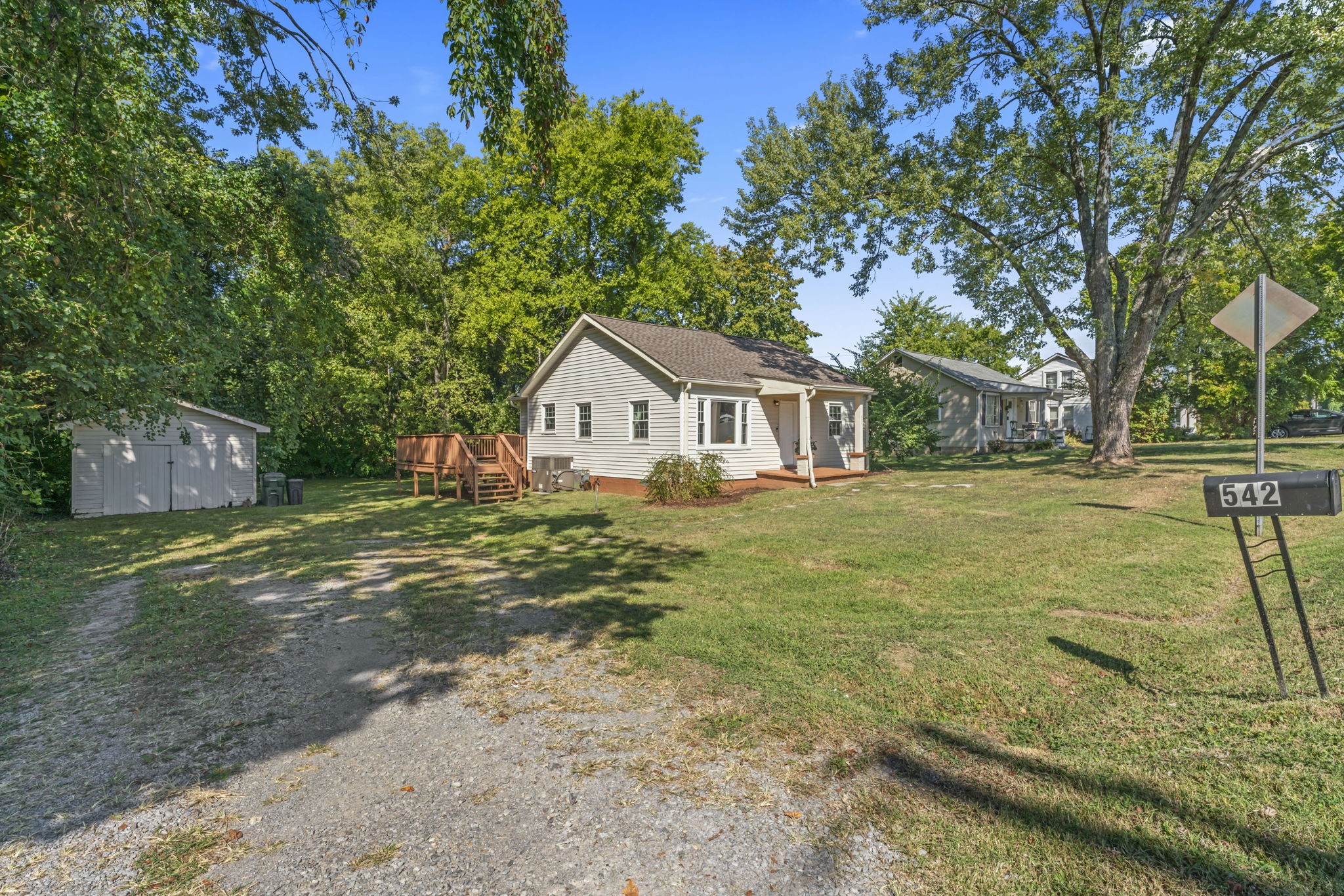 542 Spencer Ave