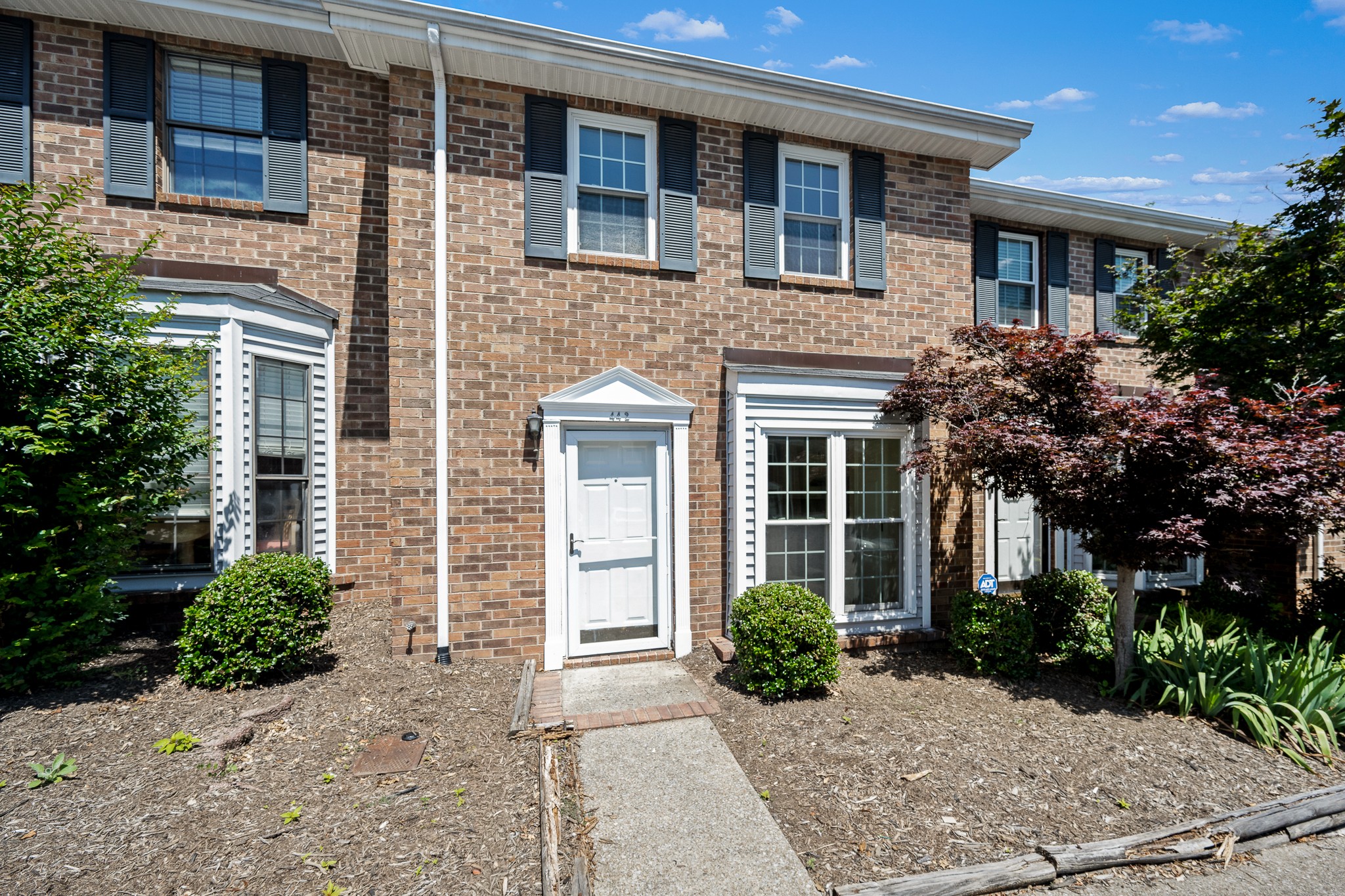 442 Claircrest Dr