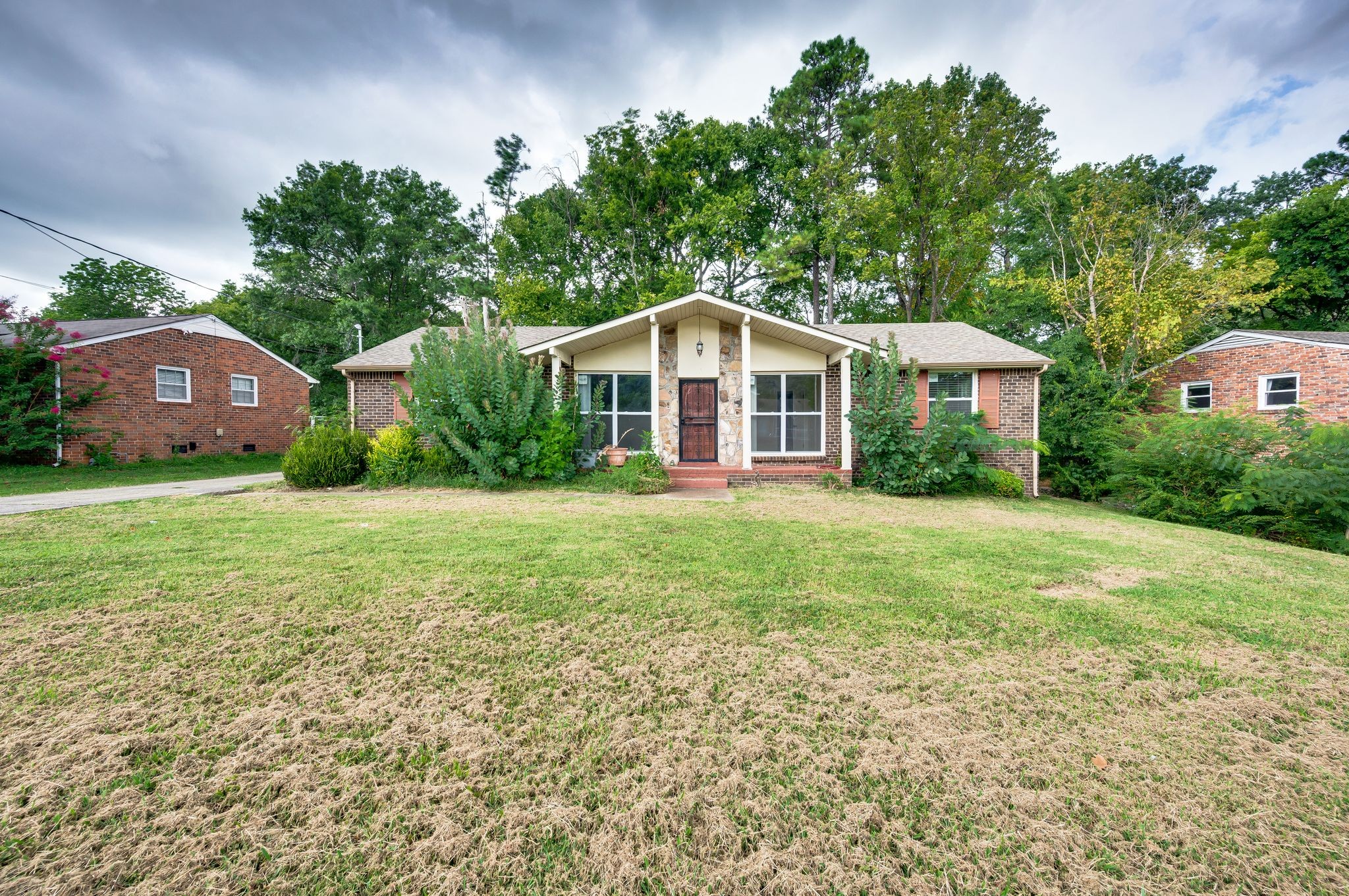 Nashville, Tennessee 37211, United States, 3 Bedrooms Bedrooms, ,2 BathroomsBathrooms,Residential,Active,190446