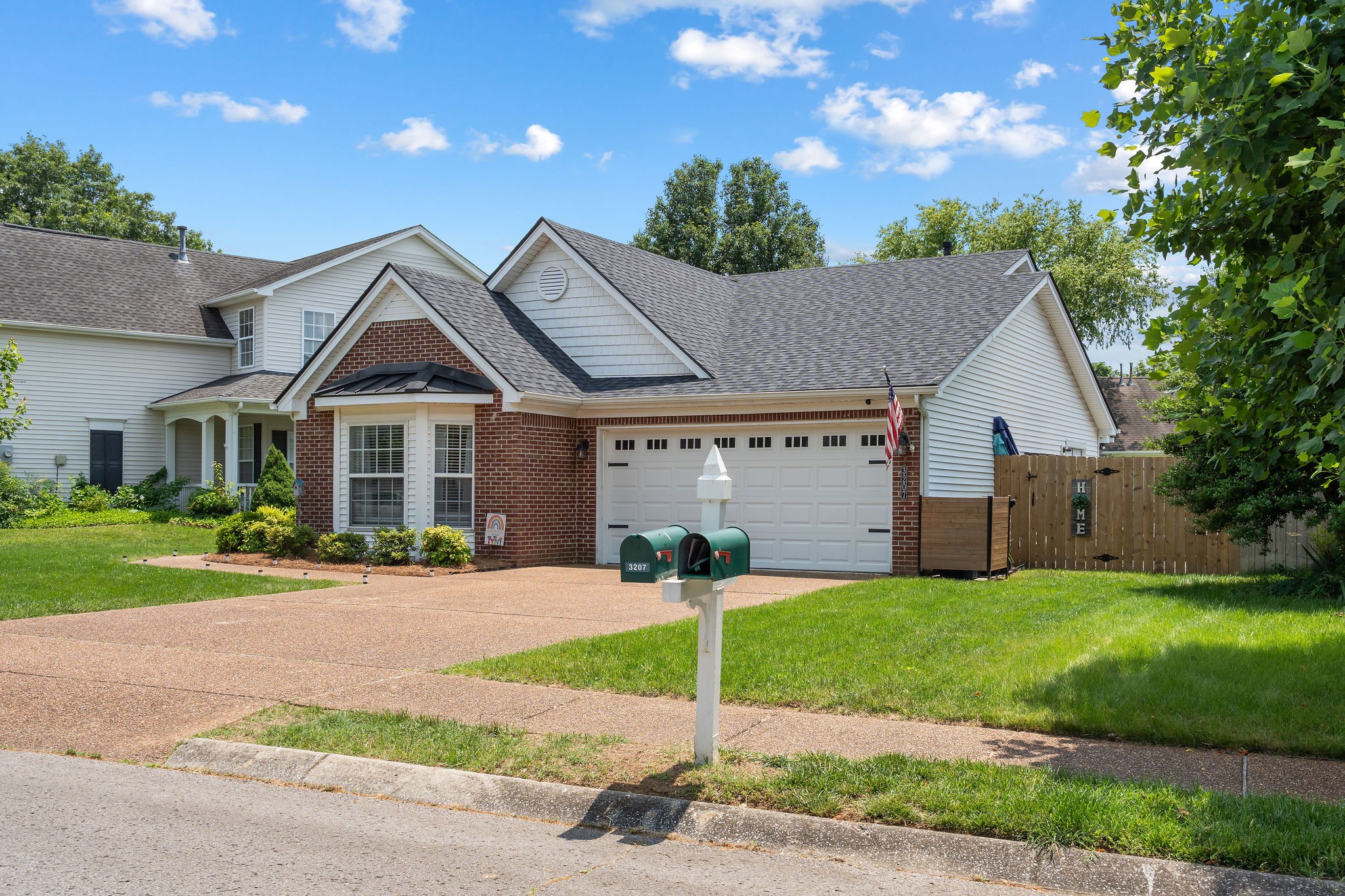3207 Gardendale Dr