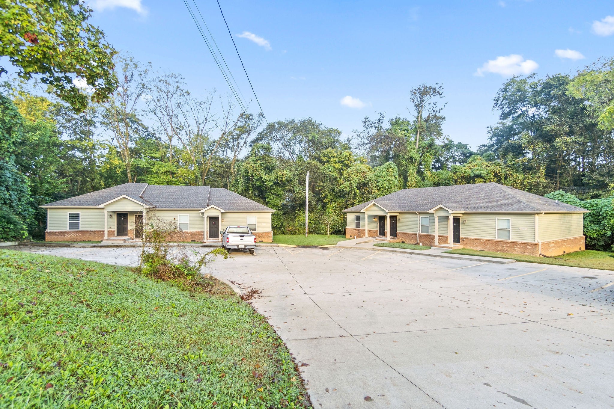 800 Martin St B