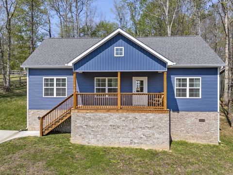 521 Lewis Ln Charlotte TN 37036