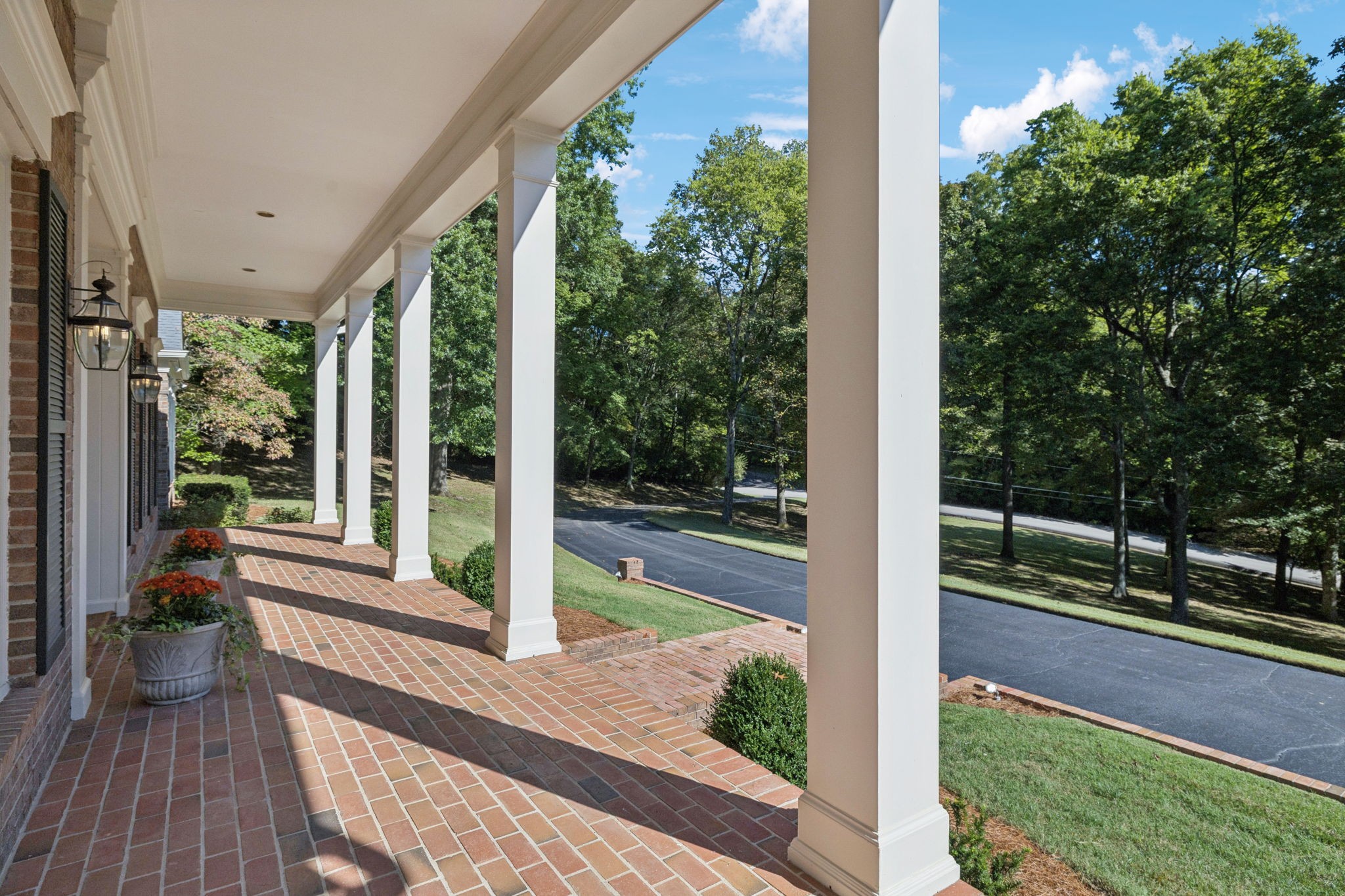 1 Saint James Pl