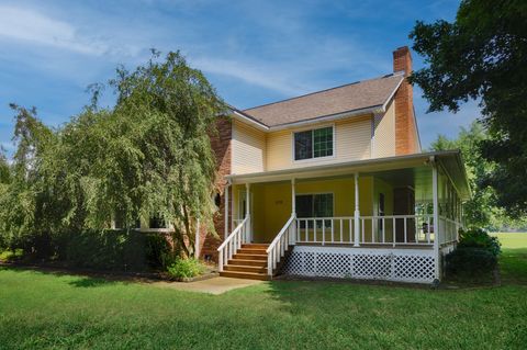 213 Milton Rd Athens AL 35611