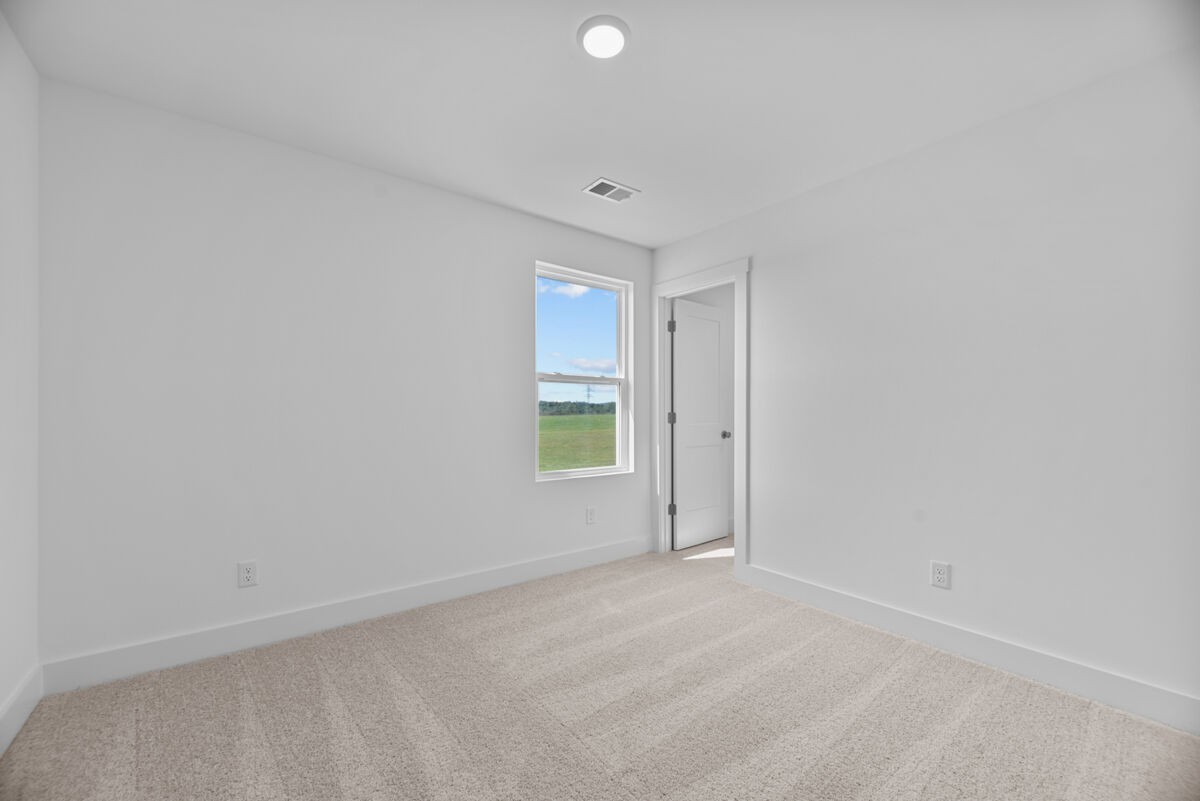 2436 Hamilton Lane