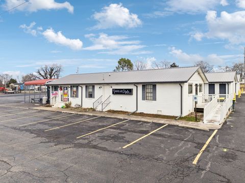 457 N Broadway Portland TN 37148