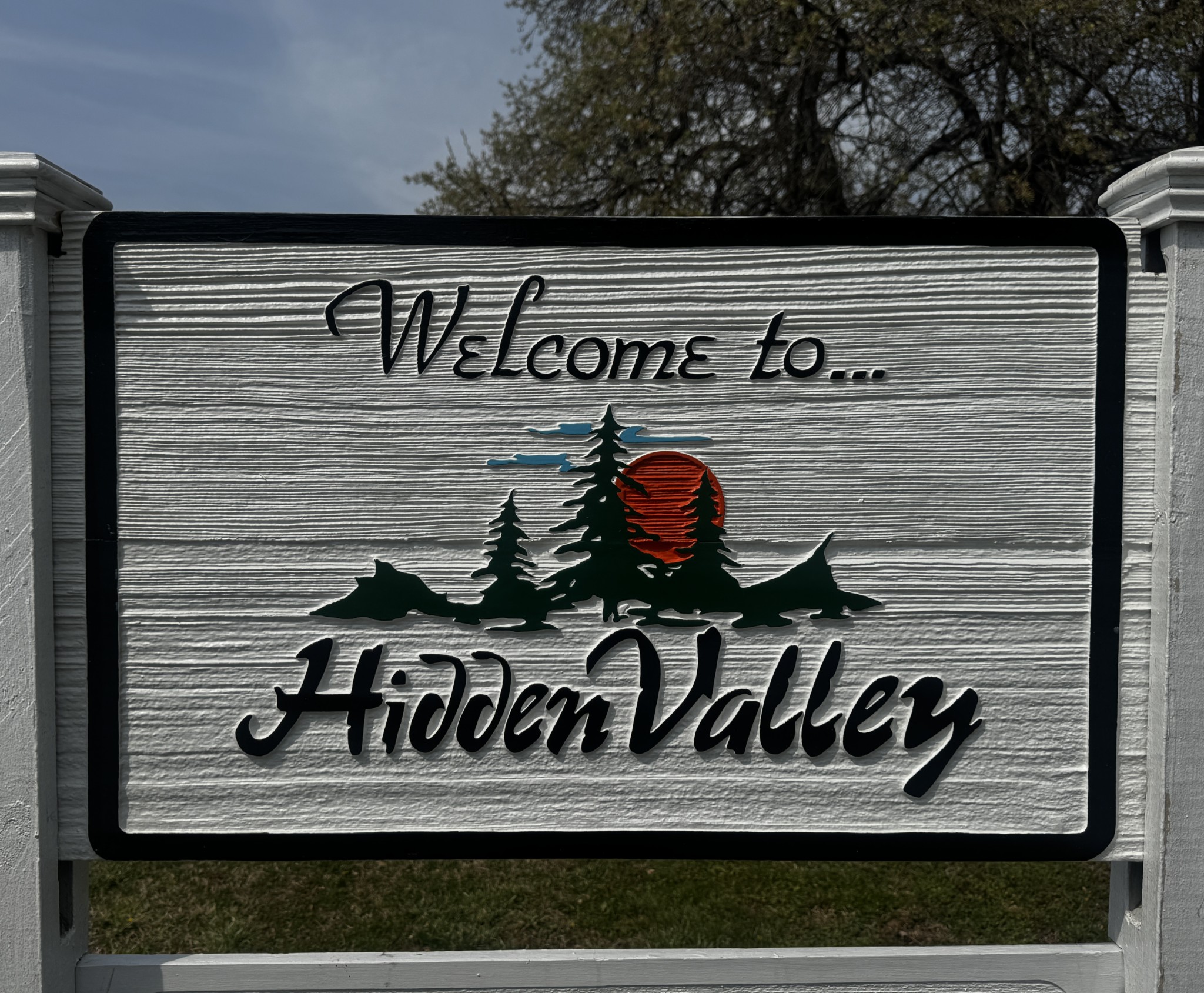 1366 Hidden Valley Rd