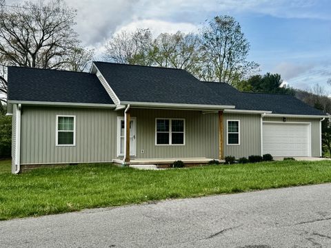 Photo of 1366 Hidden Valley Rd, Livingston, TN 38570 (MLS # 3168847)