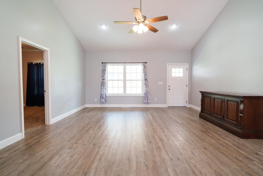 1366 Hidden Valley Rd