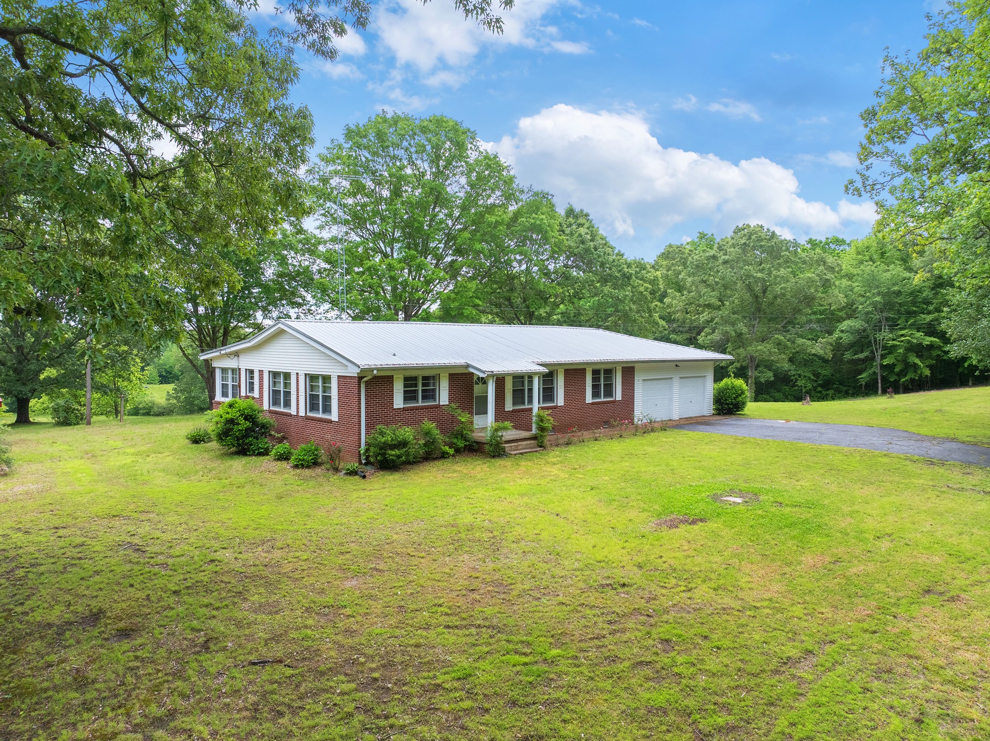 2855 Pine Knob Rd