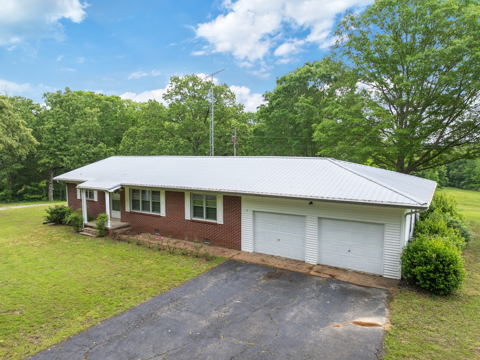 2855 Pine Knob Rd