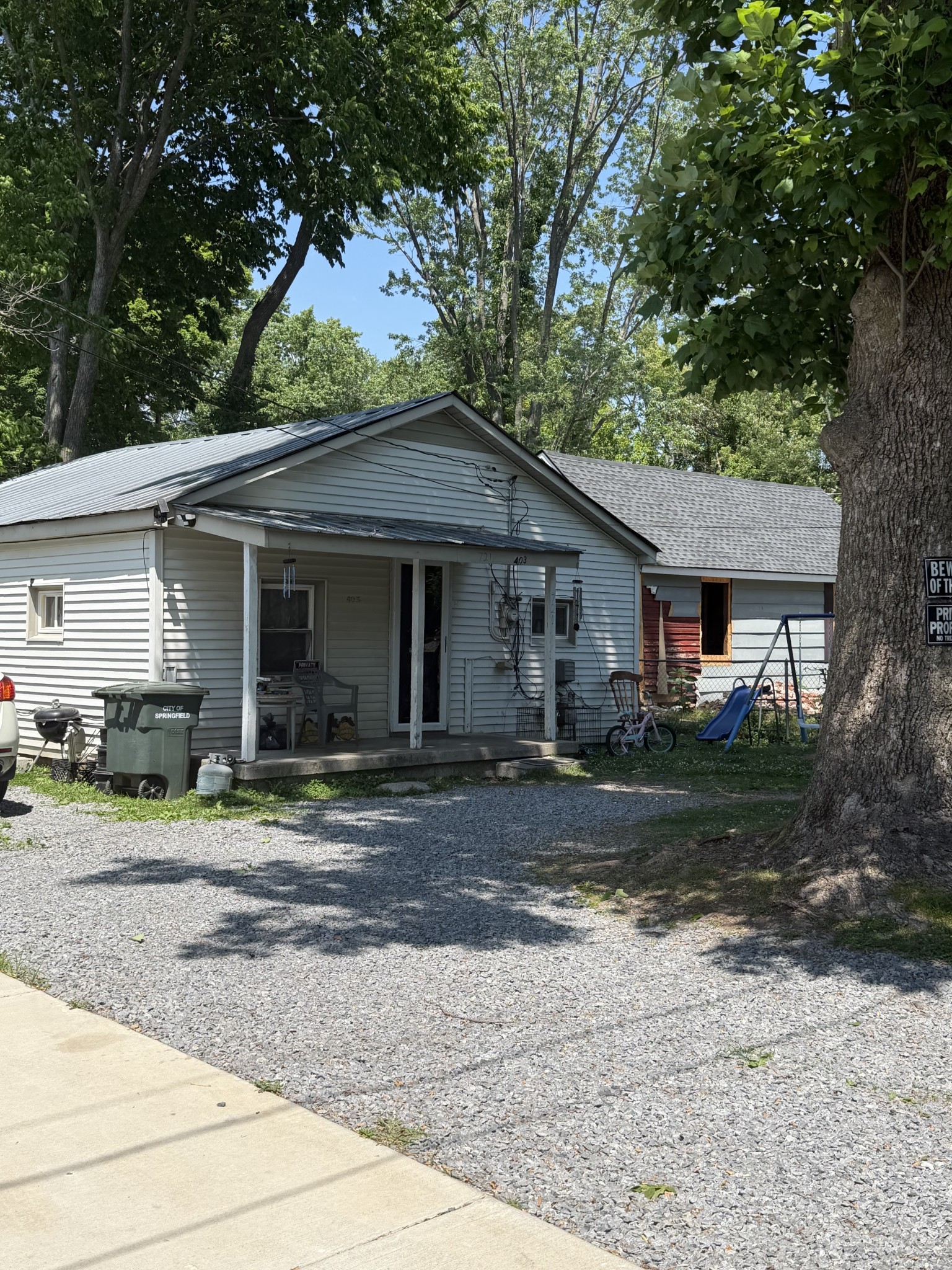 721 17th Ave W