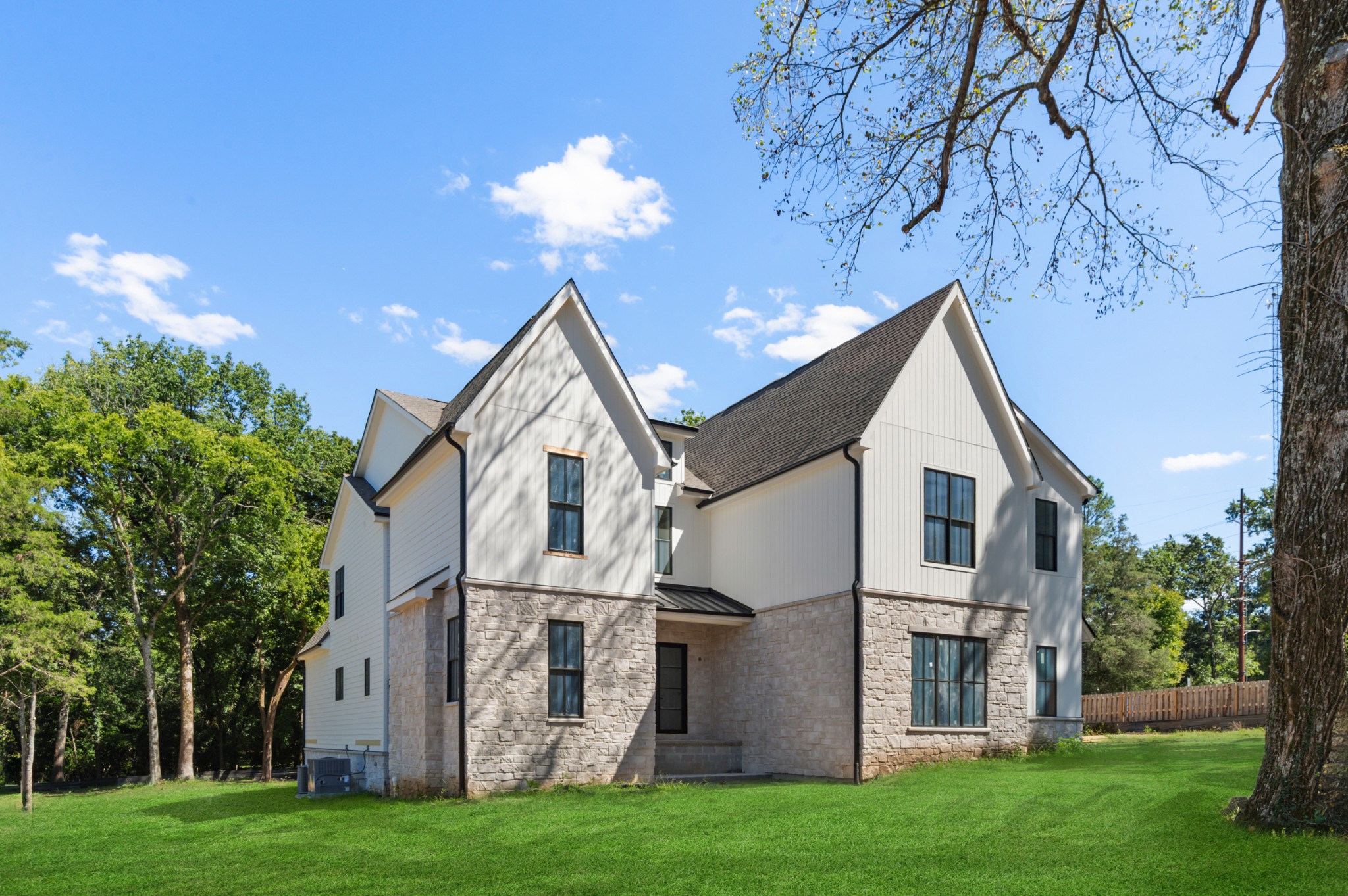706 Brook Hollow Rd