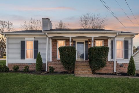 5301 Village Way Nashville TN 37211