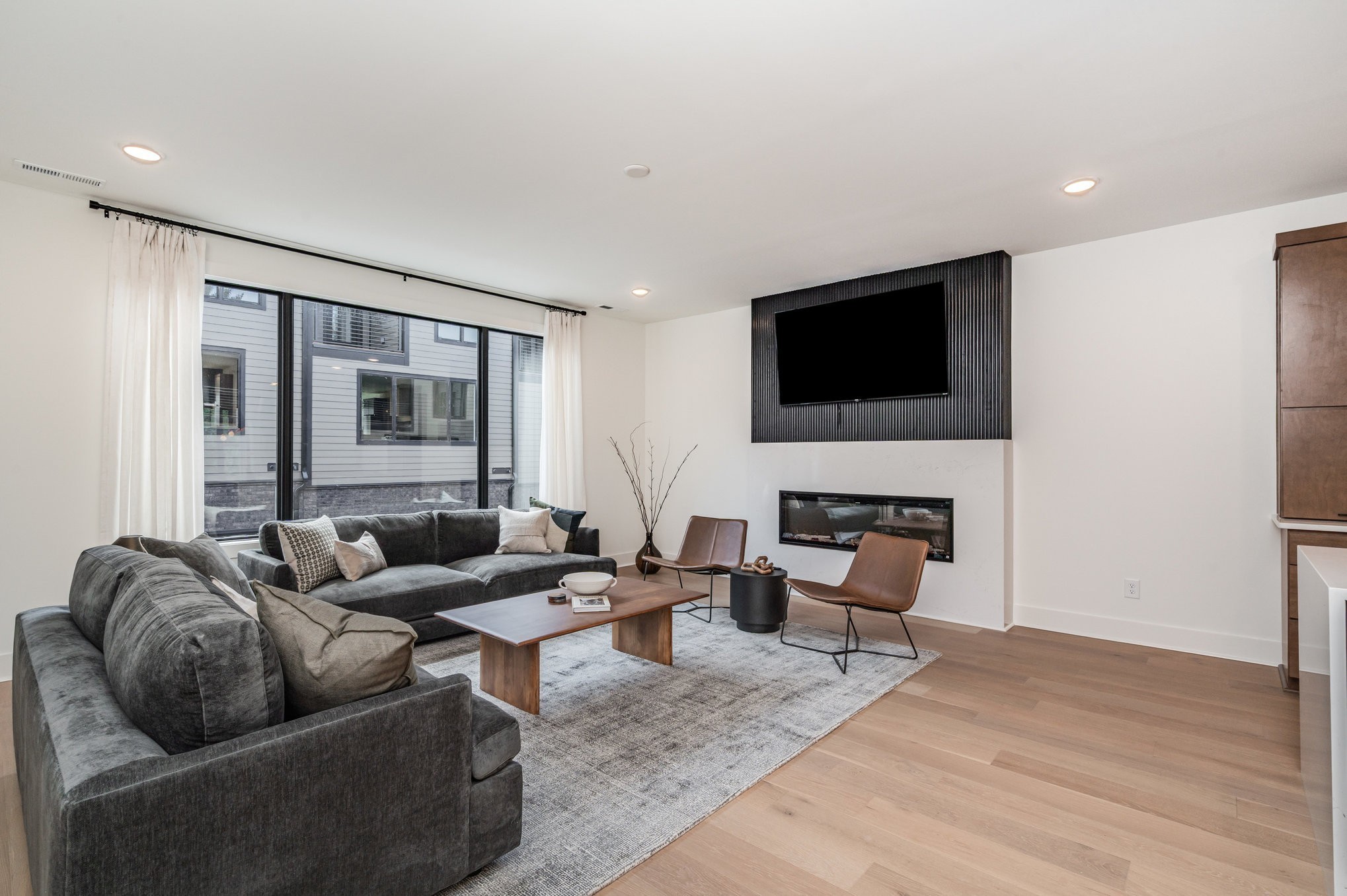 544A Rosedale Ave 11