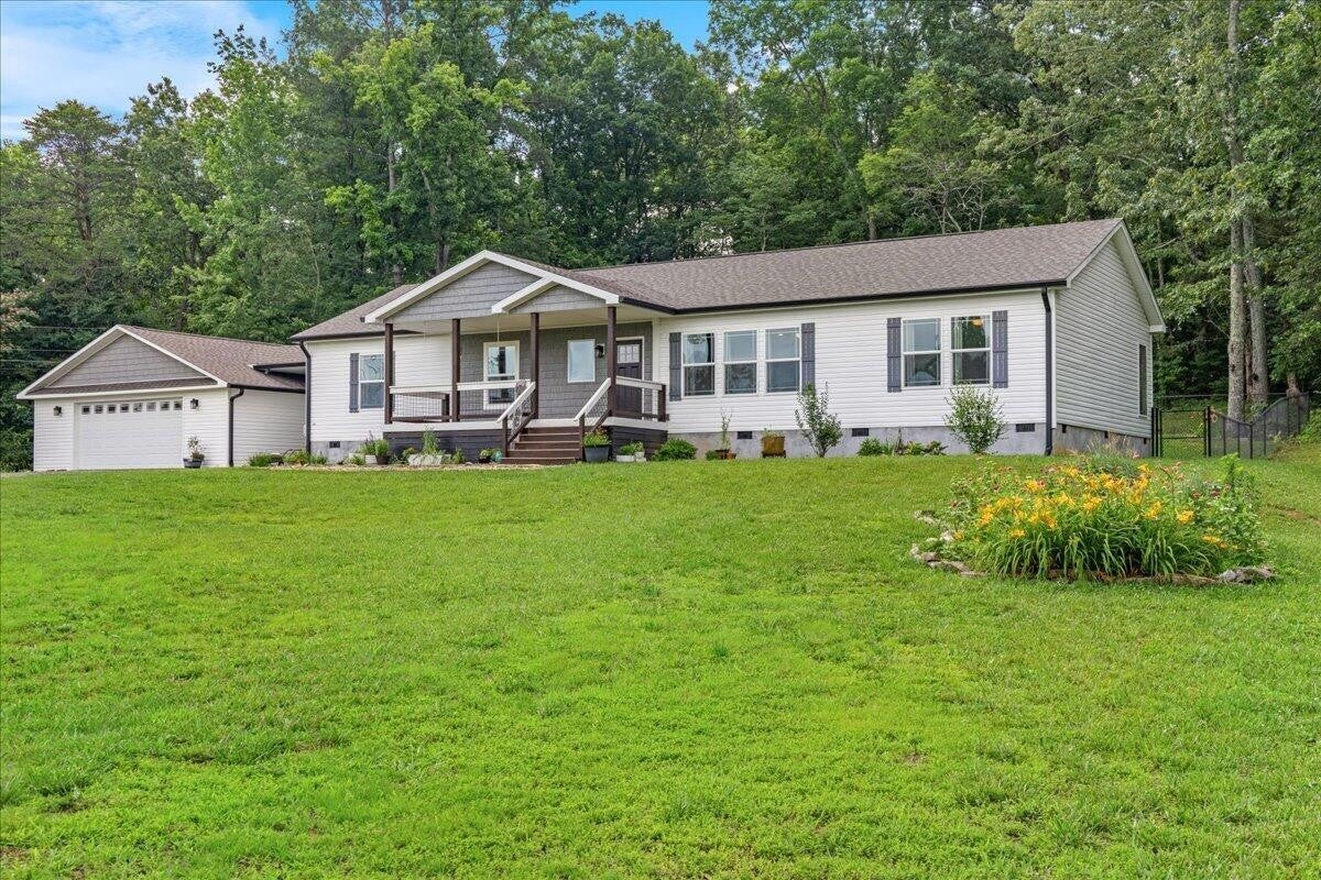 204 County Road 439