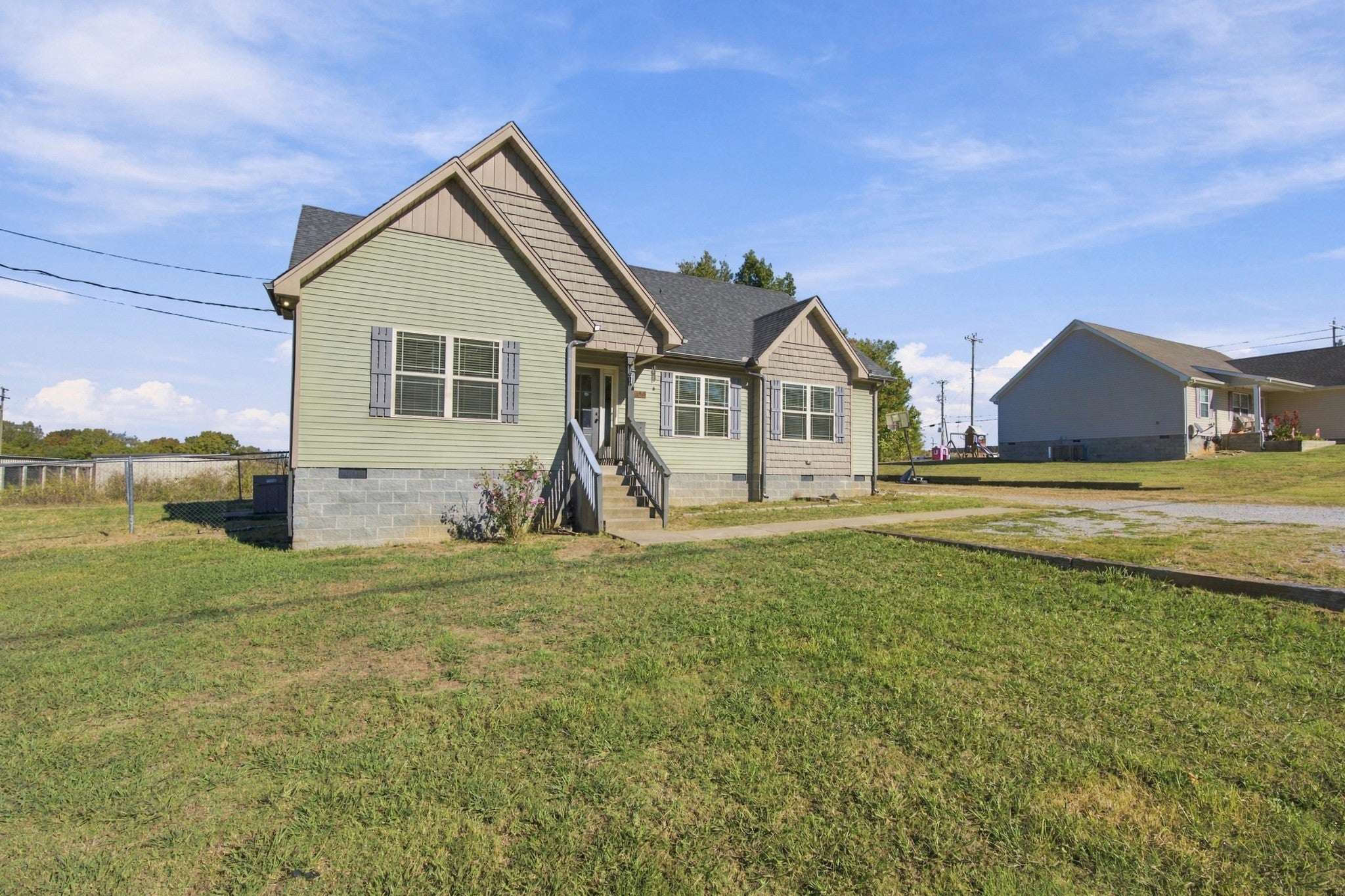 107 Southview Dr