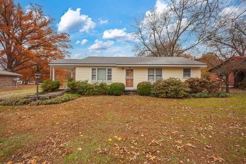 185 S Royal St Dyer TN 38330