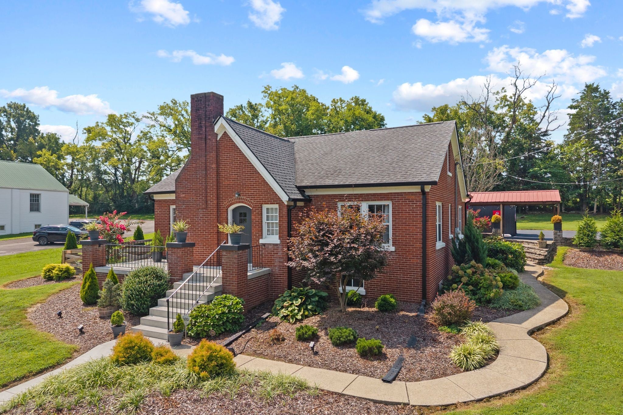 2890 Greens Mill Rd