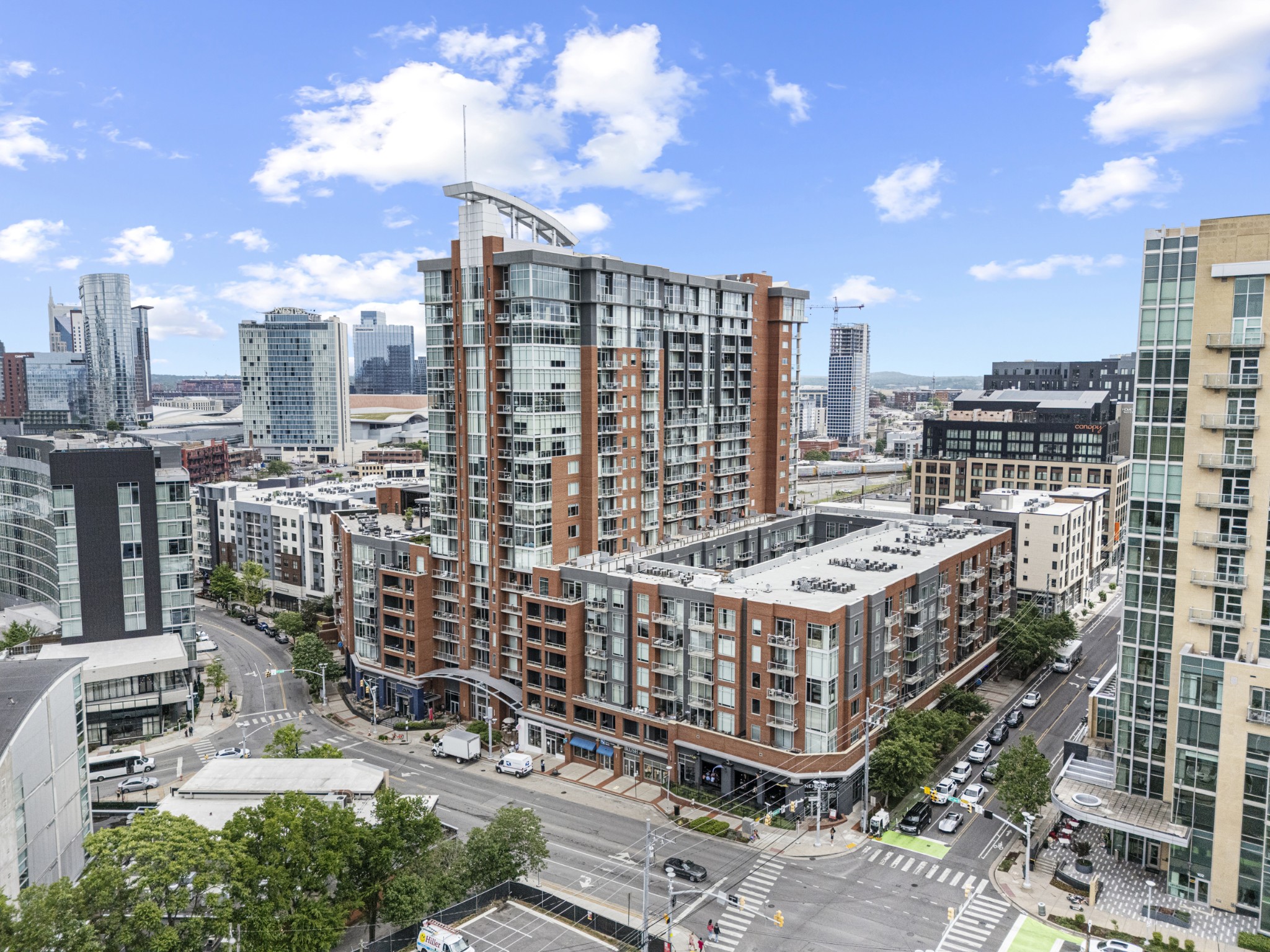 600 12th Ave S 815