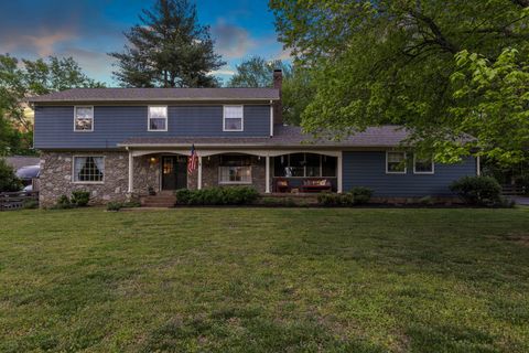 178 Meadowlake Dr Hendersonville TN 37075