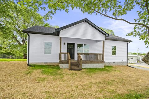 7803 Bob Carr Rd Cross Plains TN 37049