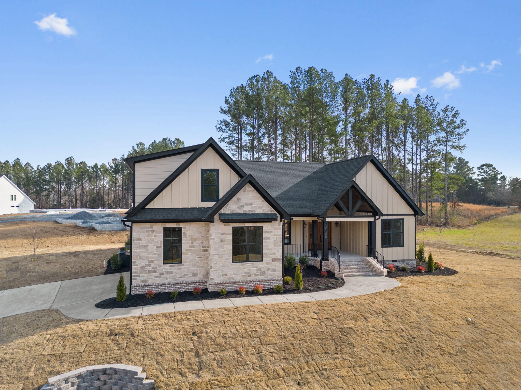 3136 Creekwood Trail NW