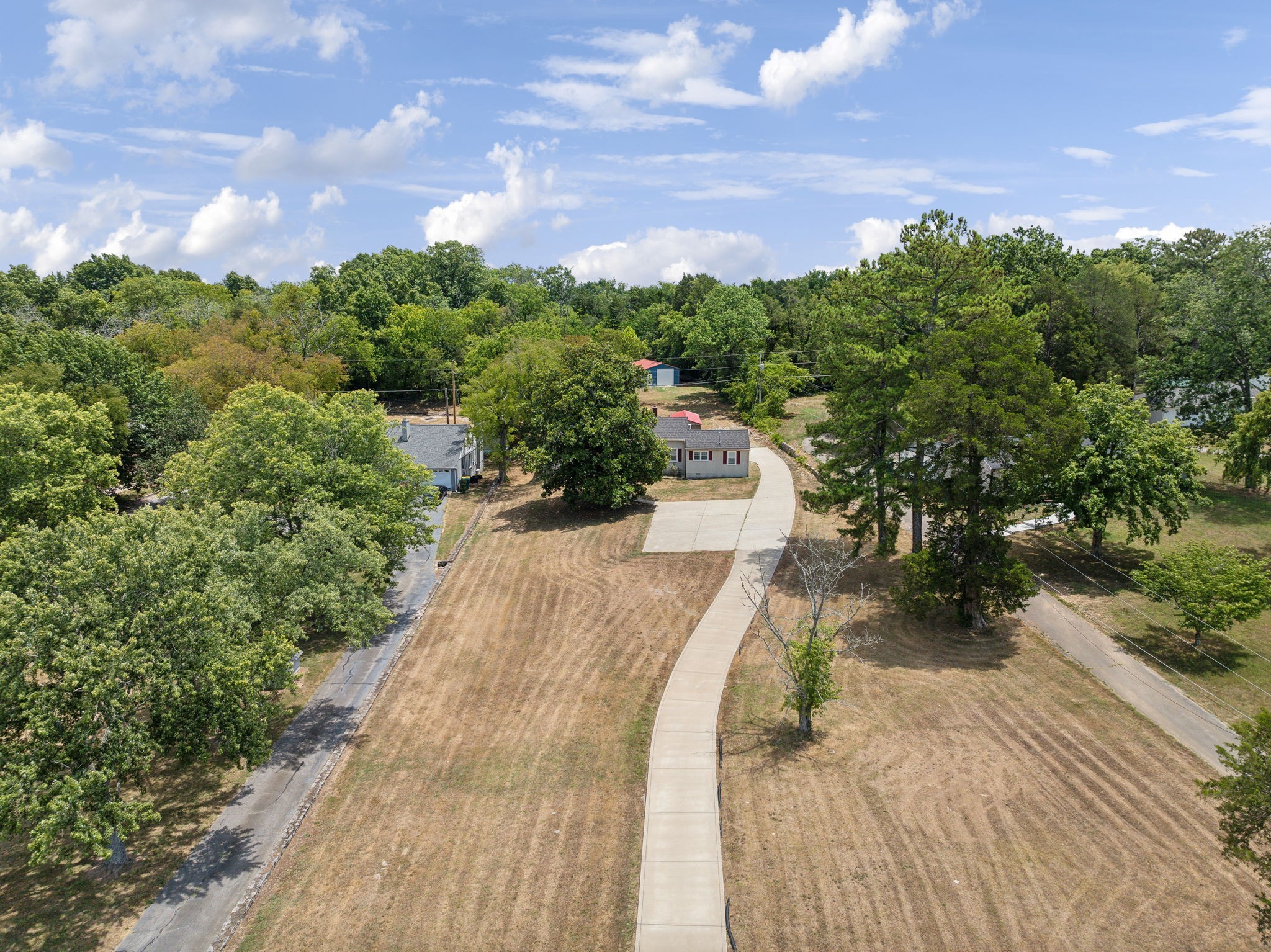 1011 Cornersville Rd
