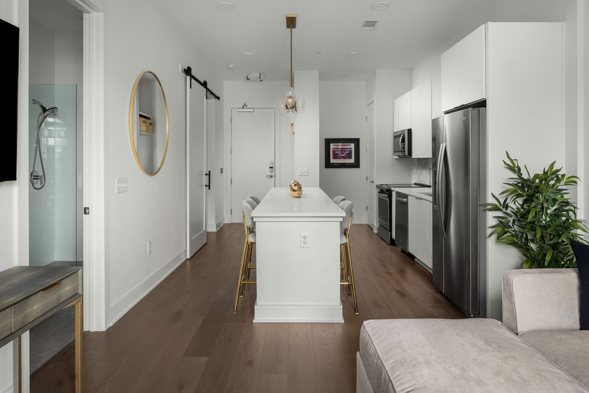 1125 10th Ave N 211