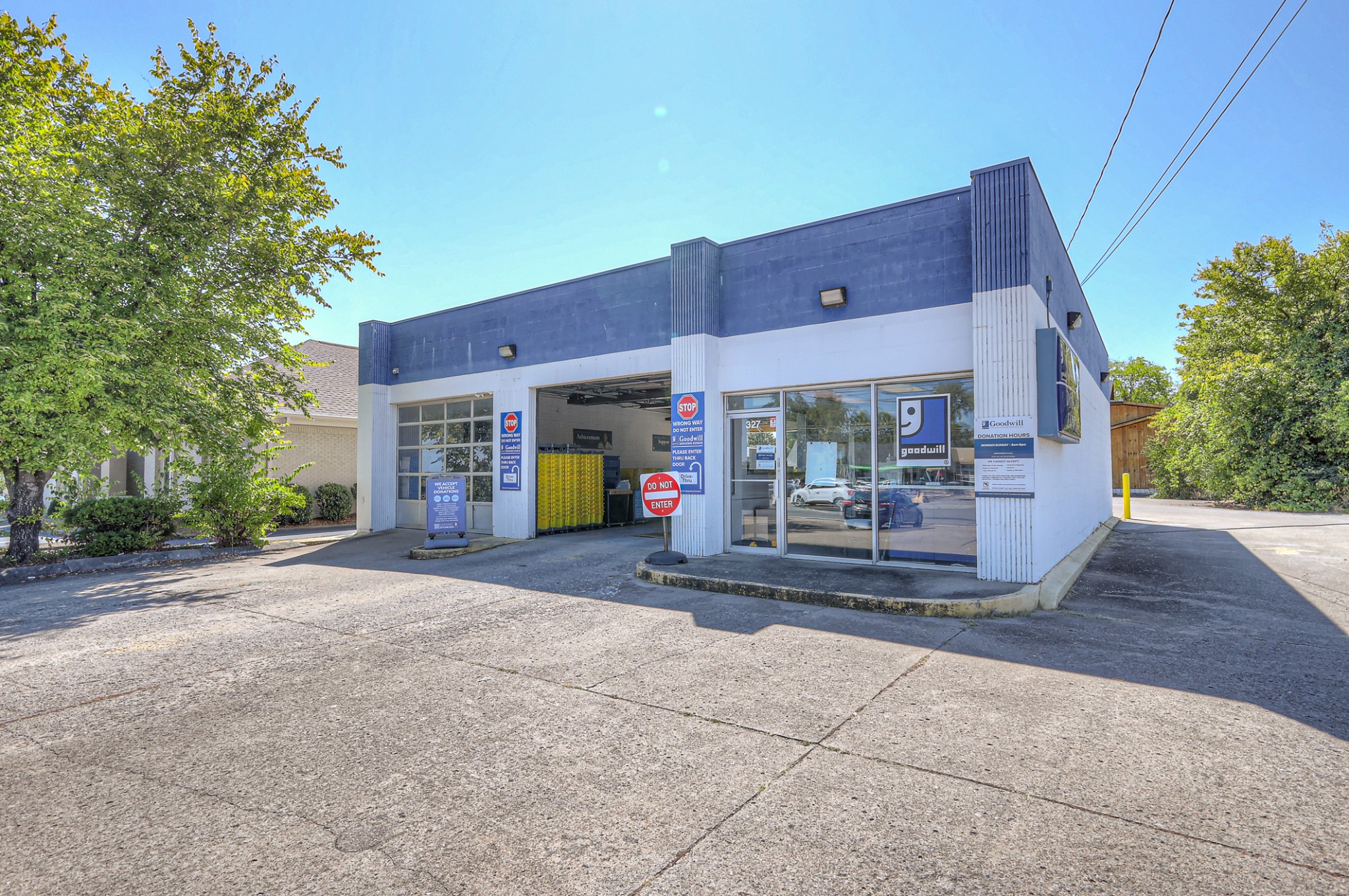 327 W Main St