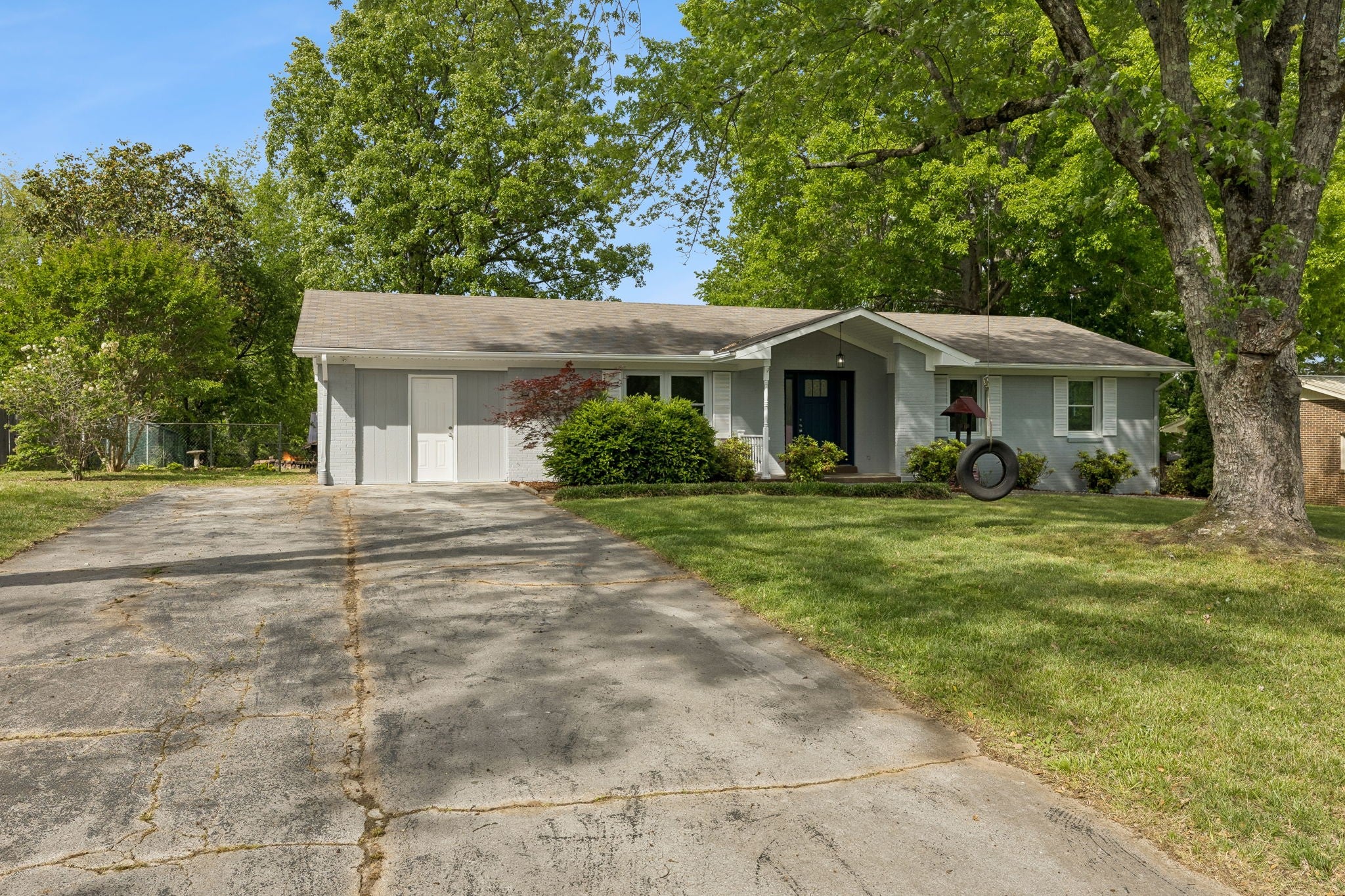1612 Whippoorwill Dr