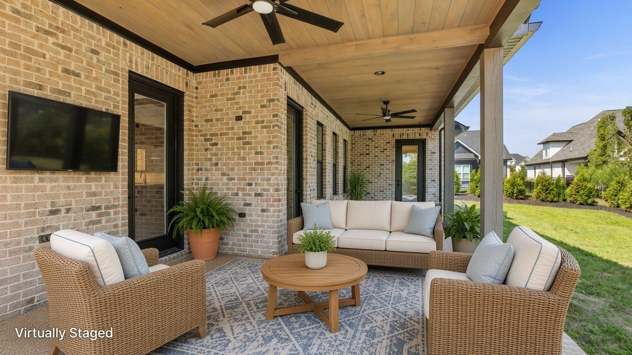 1137 Willow Springs Dr