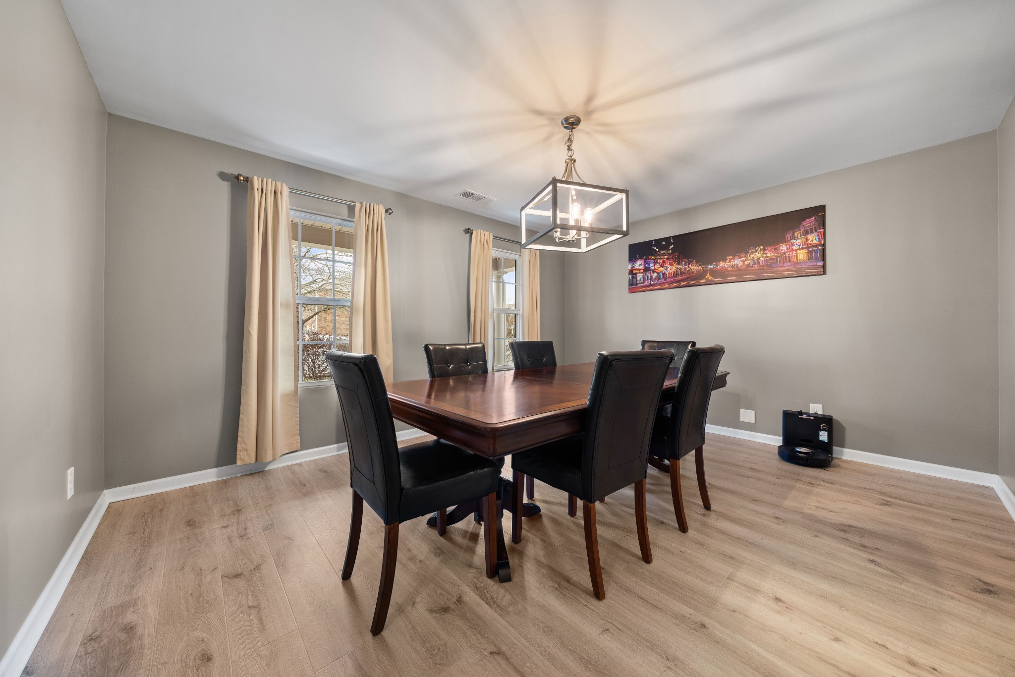 1003 Benwick Rd