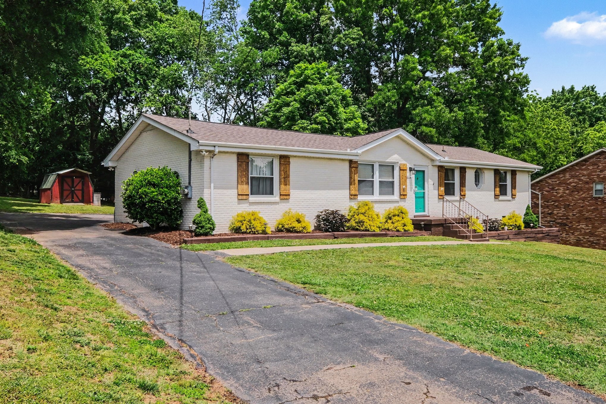 604 Dorothy Dr