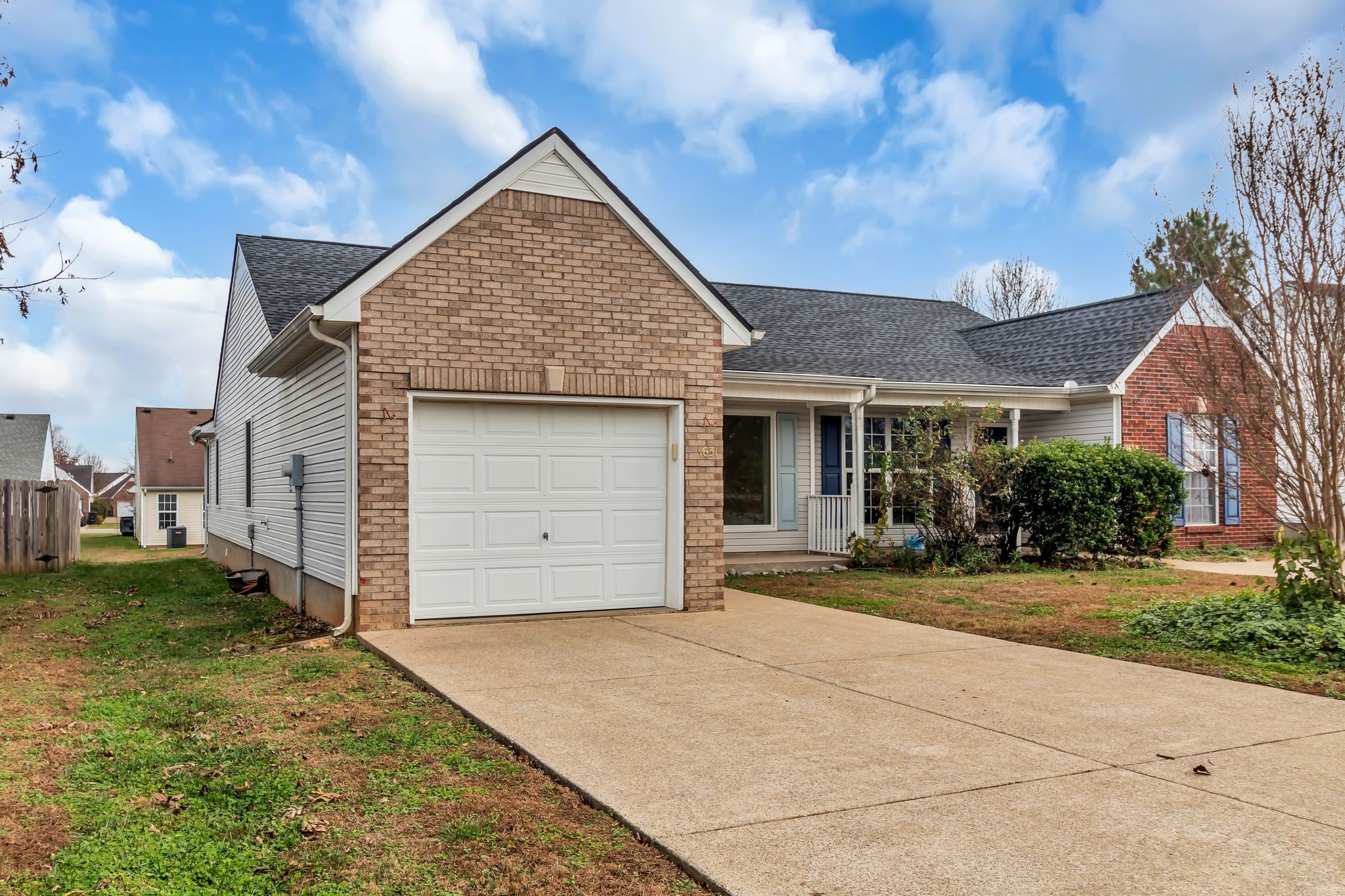 1631 Beaconcrest Cir