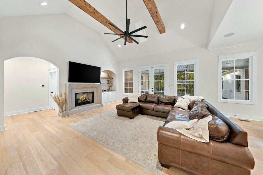 566 Ben Green Rd