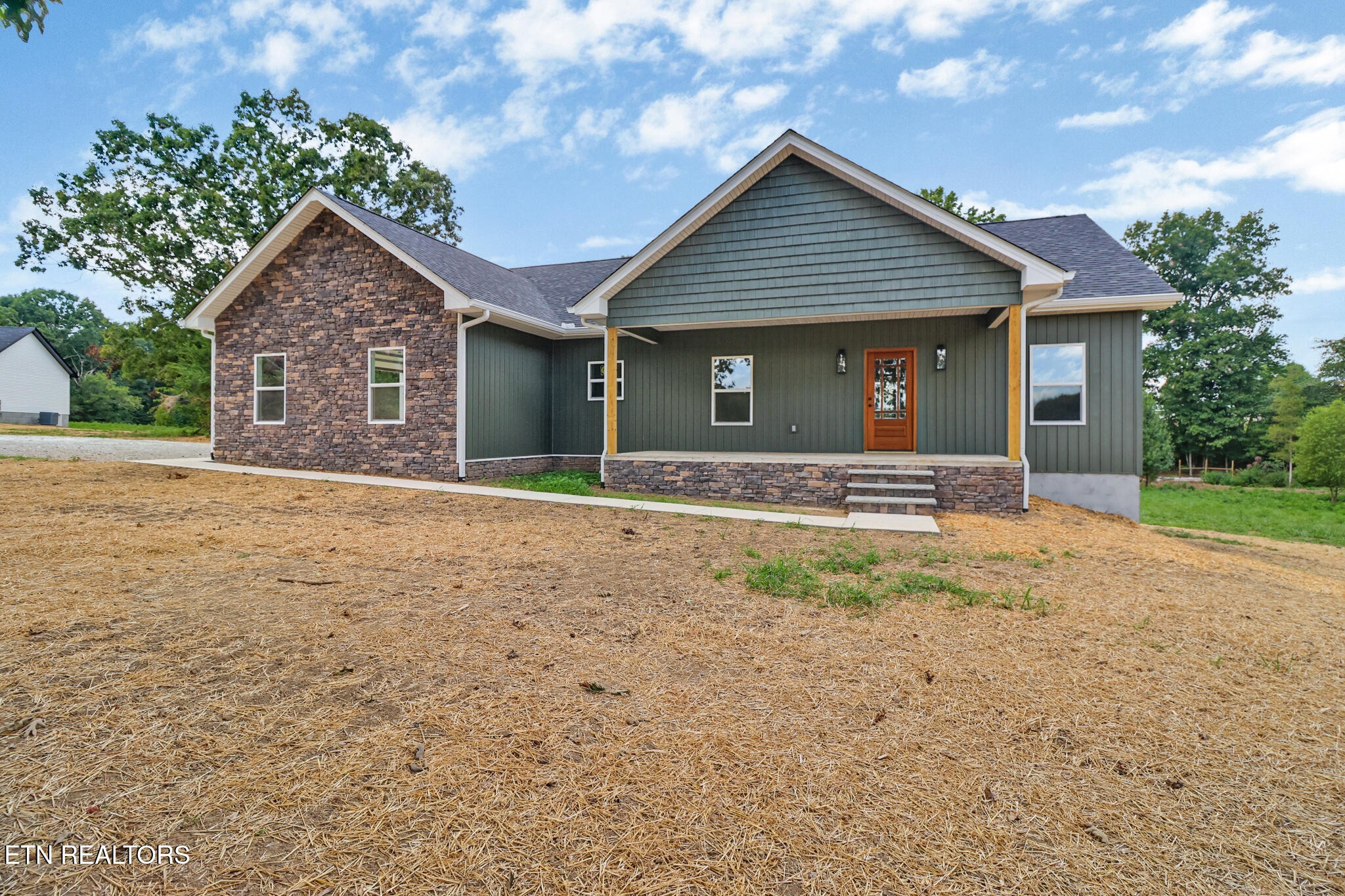 250 Old Grimsley Court