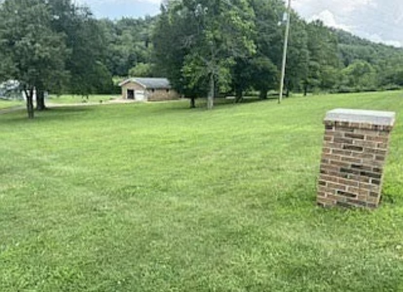1595 Hurricane Creek Rd