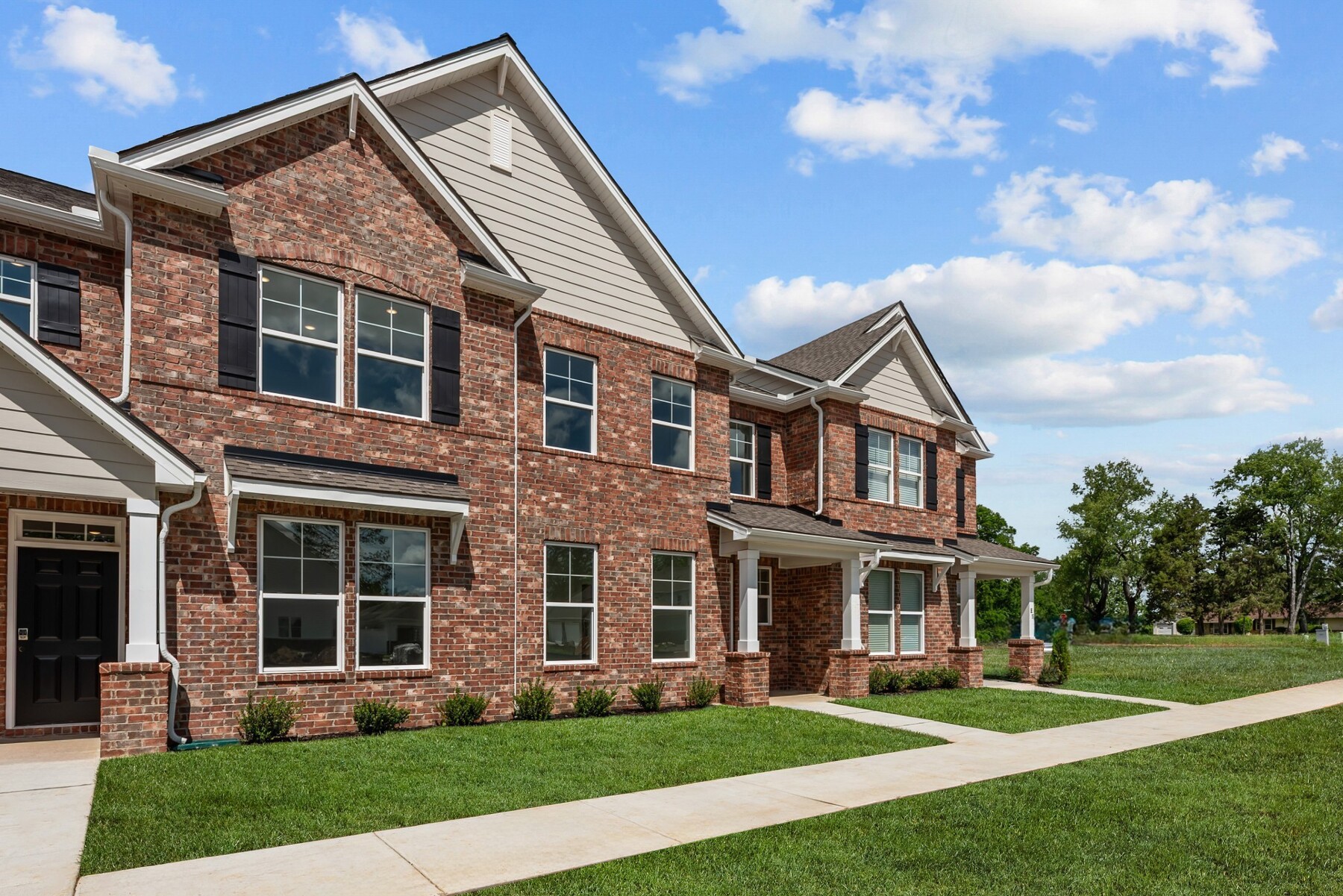 2900 Suzanne Landon Dr E2