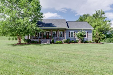 11076 Highway 52 W Westmoreland TN 37186