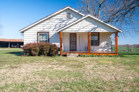 48 Idaho Rd Leoma TN 38468