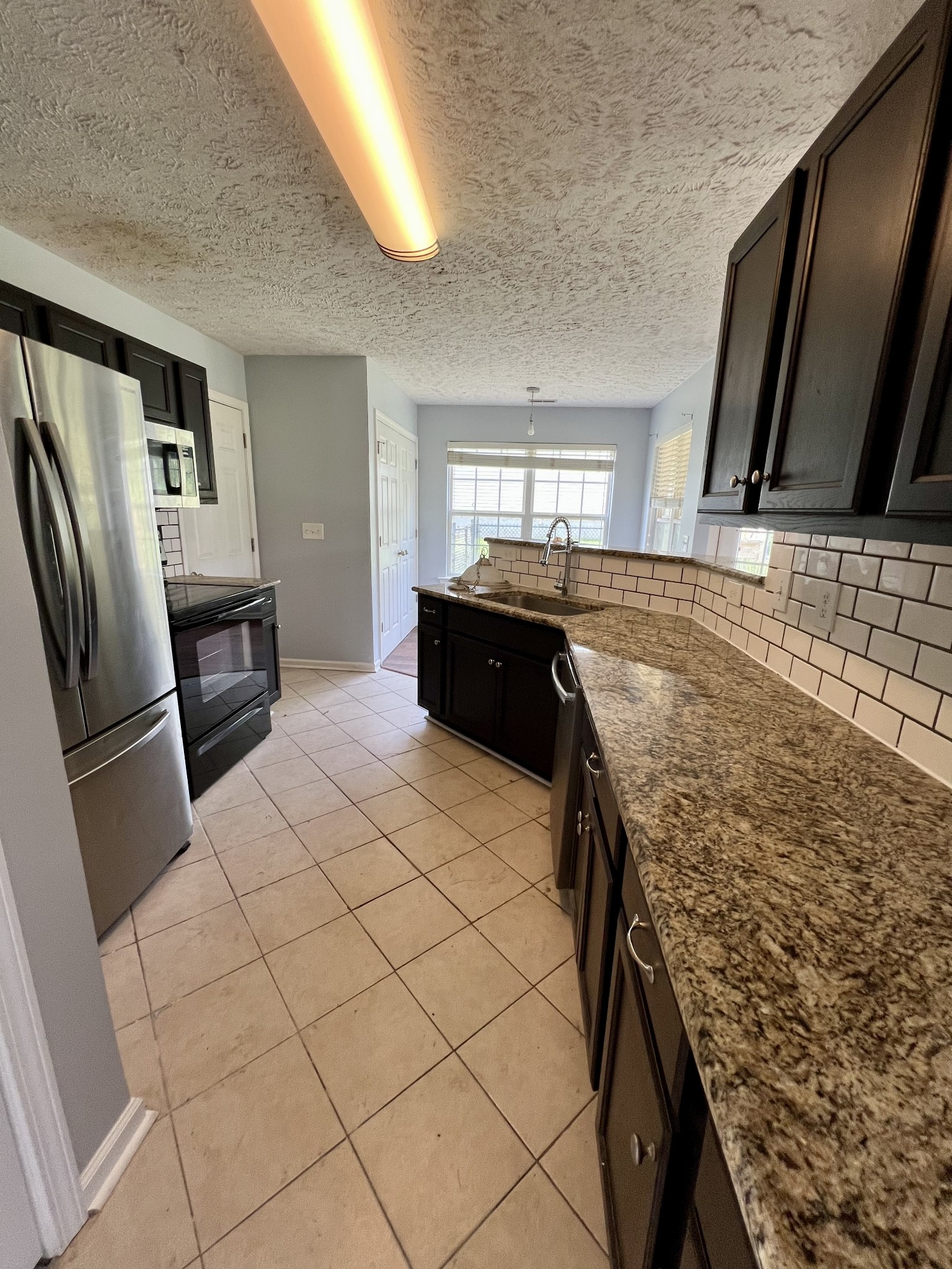 1236 Crescent Ridge Dr