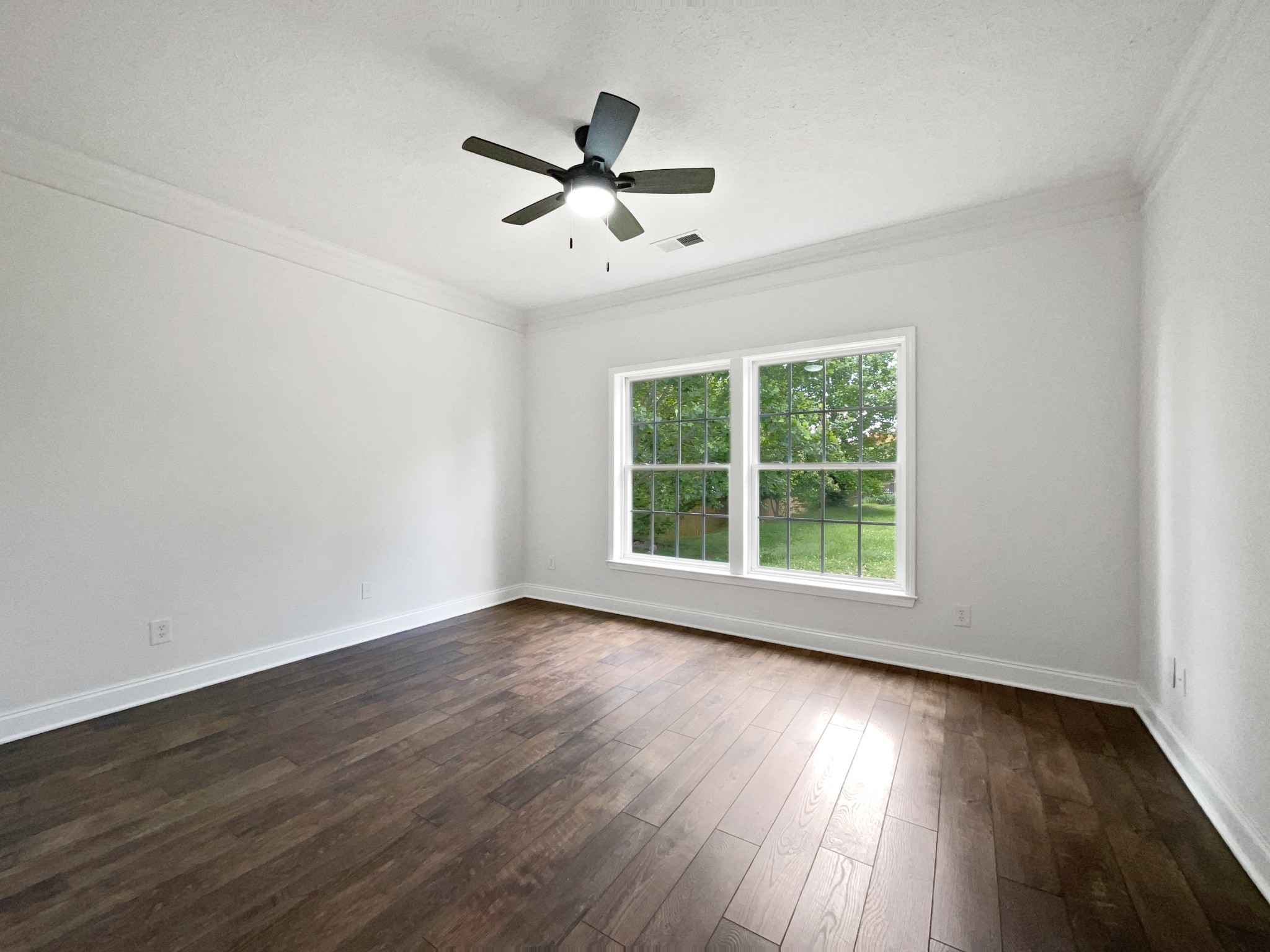 3327 Monoco Dr